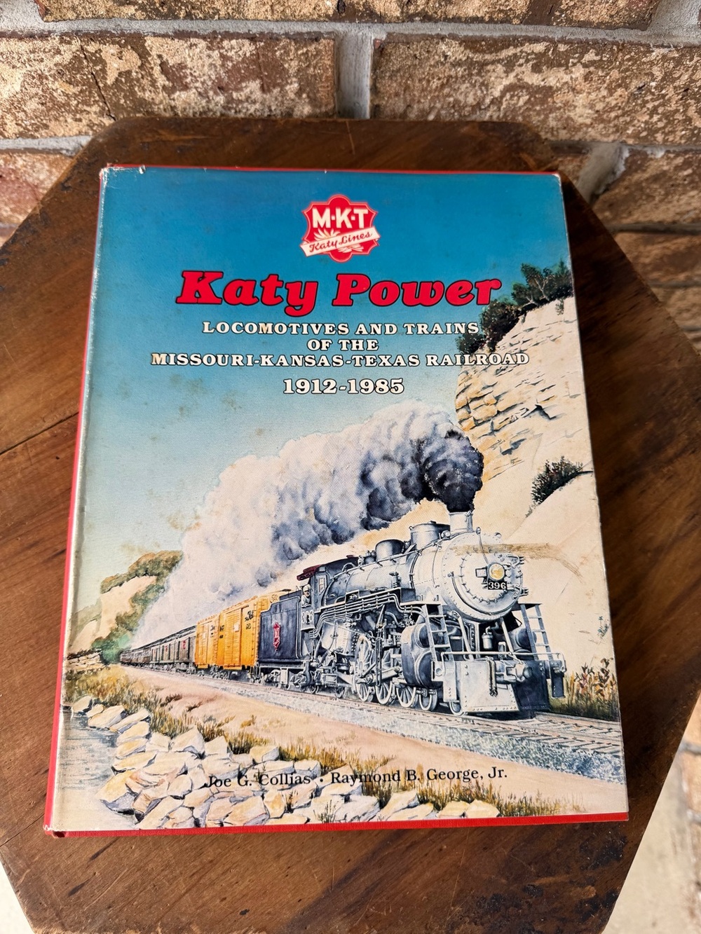 Katy Power: Locomotives and Trains of the Missouri-Kansas-Texas Railroad